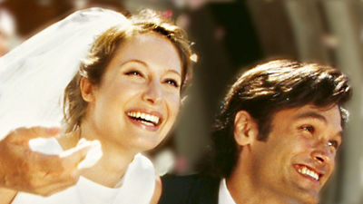 newlywed couple 20x zoom